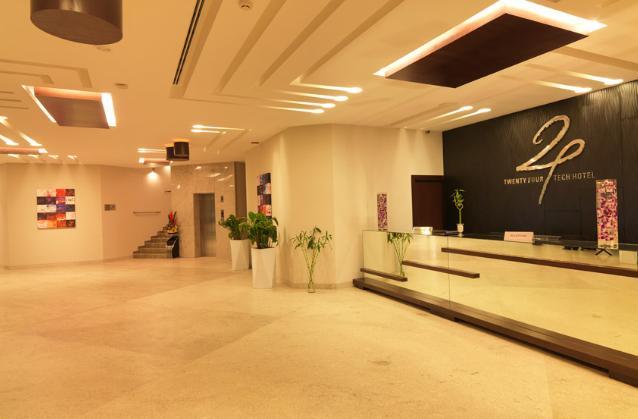 24 Tech Hotel Bangalore Eksteriør billede